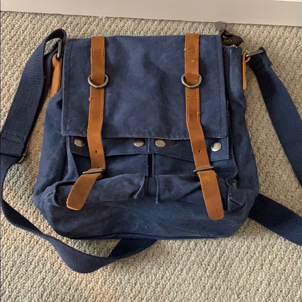 Canvas cross body